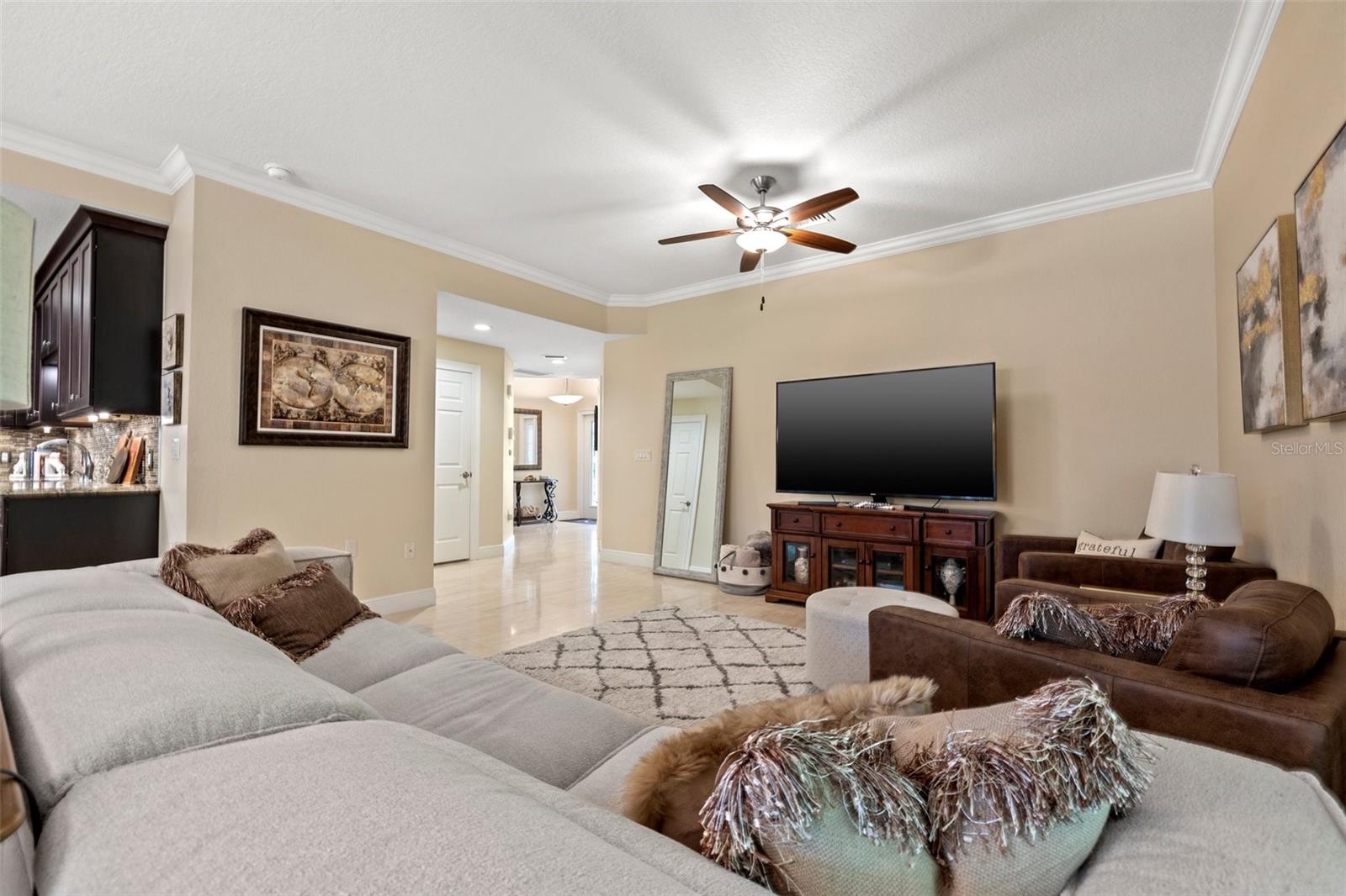 VILLAS AT DATE PALM - Residential