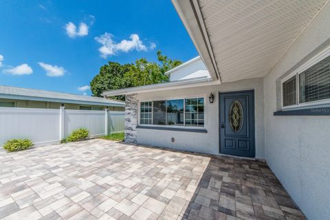 Single Family Residence in SEMINOLE FL 10407 ORANGE BLOSSOM LANE 7.jpg