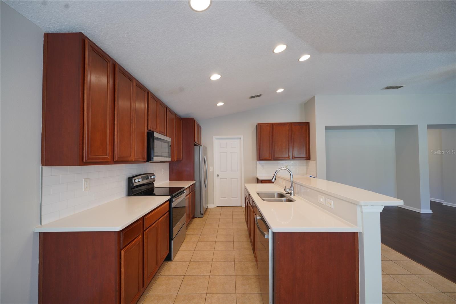 CEDAR GLEN - Residential