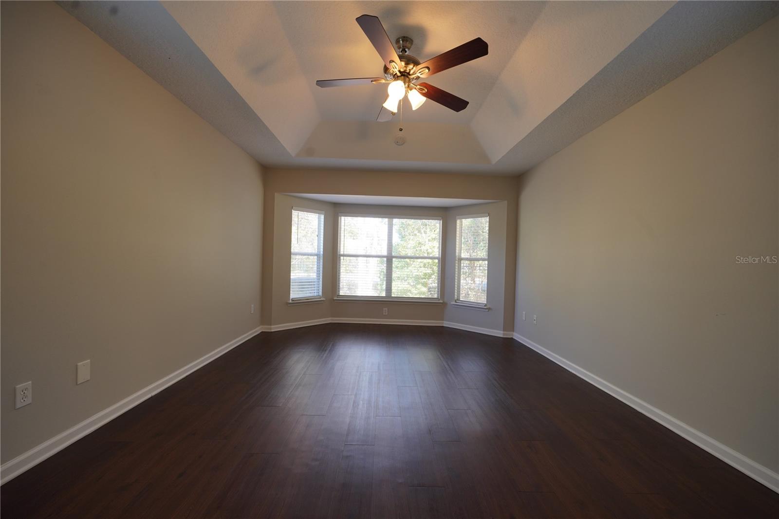 CEDAR GLEN - Residential