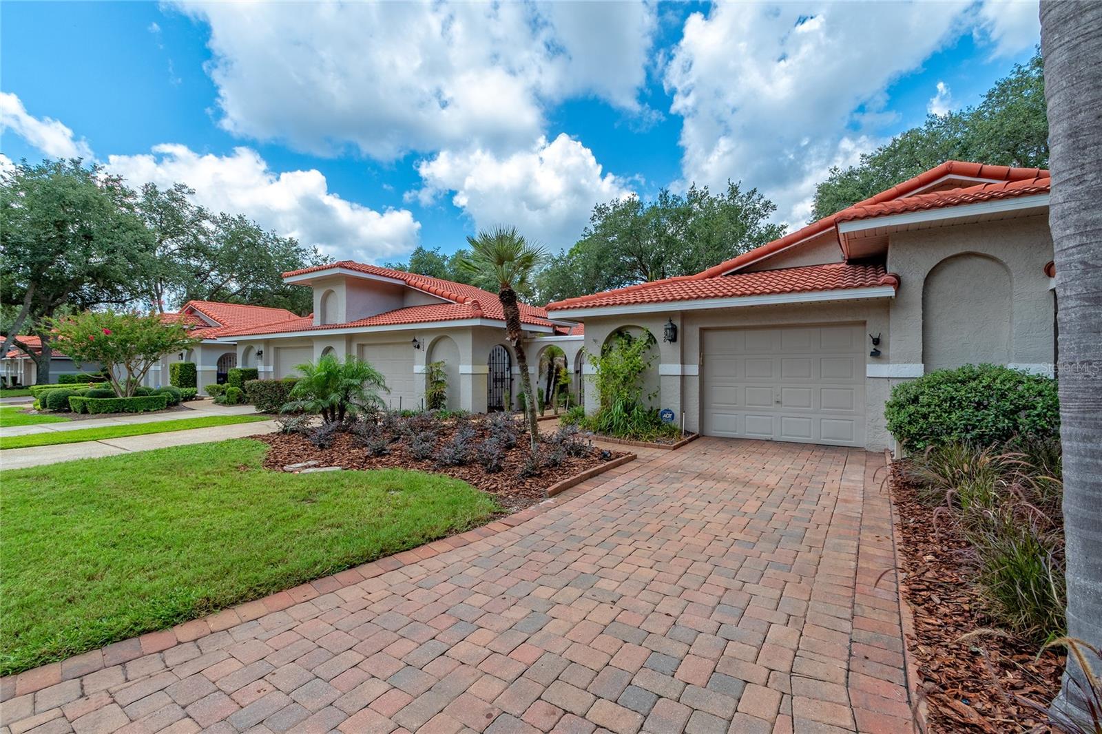 7720 CHAPELHILL DRIVE
