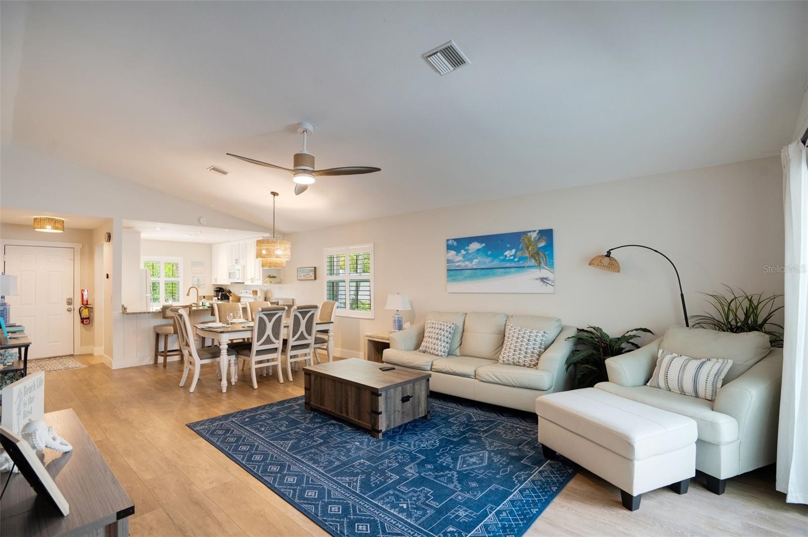 ROSELAWN - Residential Income