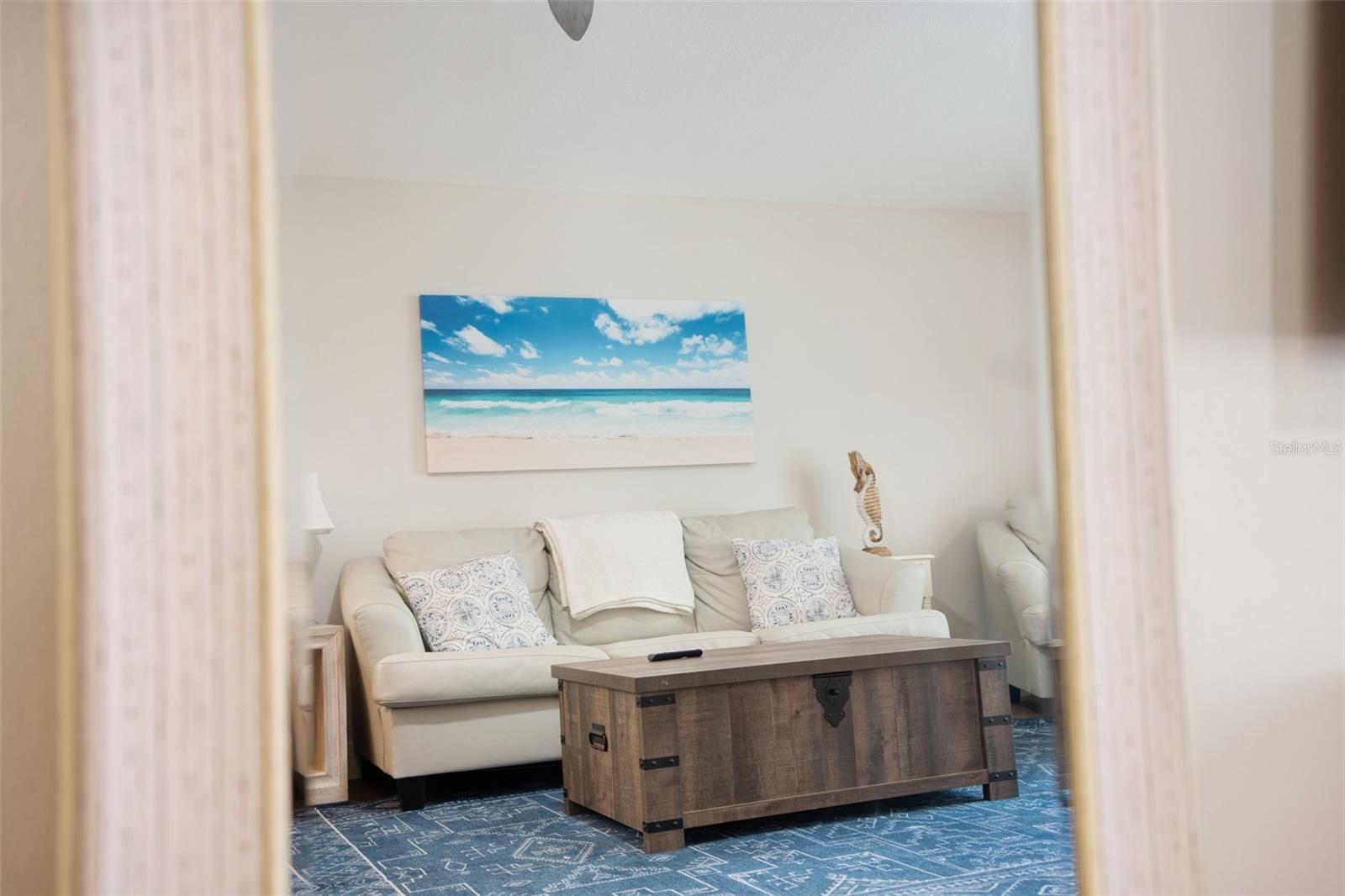 ROSELAWN - Residential Income