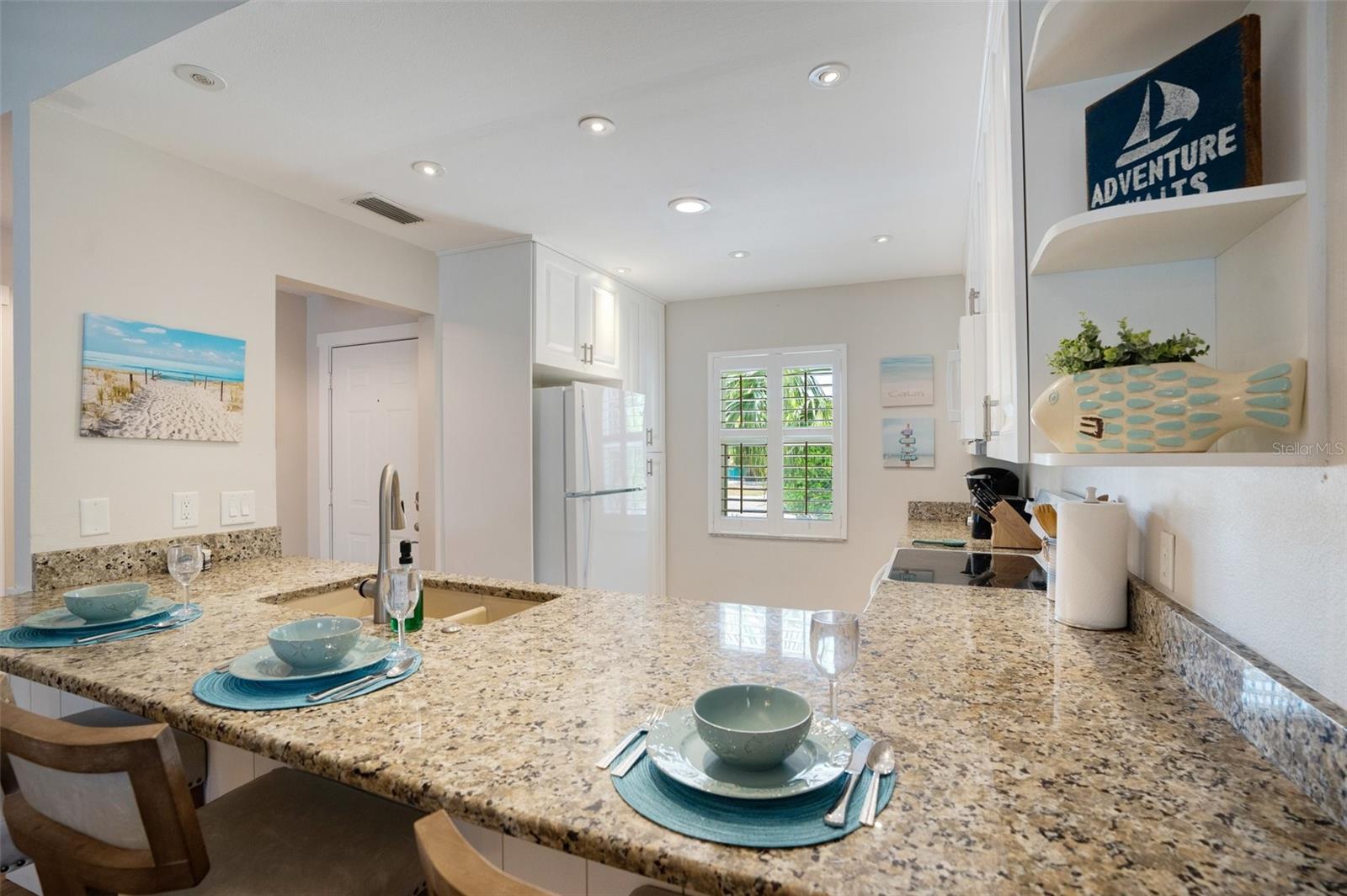 ROSELAWN - Residential Income