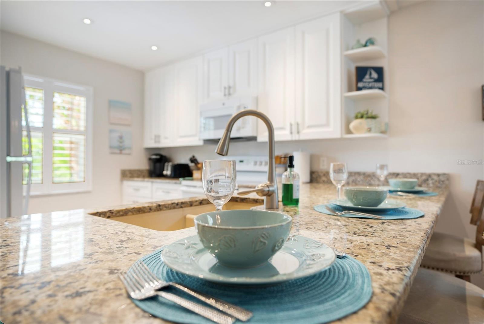 ROSELAWN - Residential Income