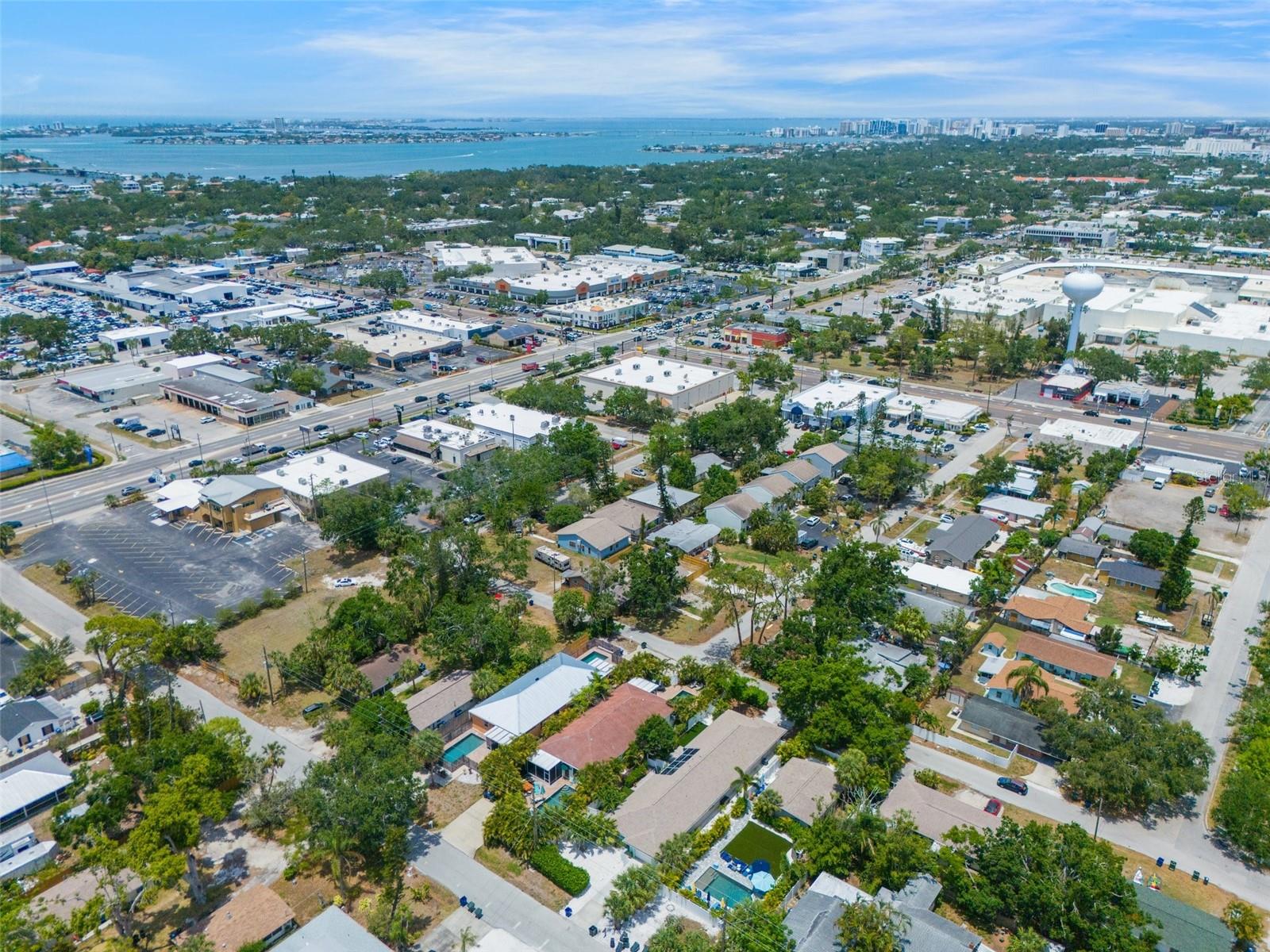 ROSELAWN - Residential Income