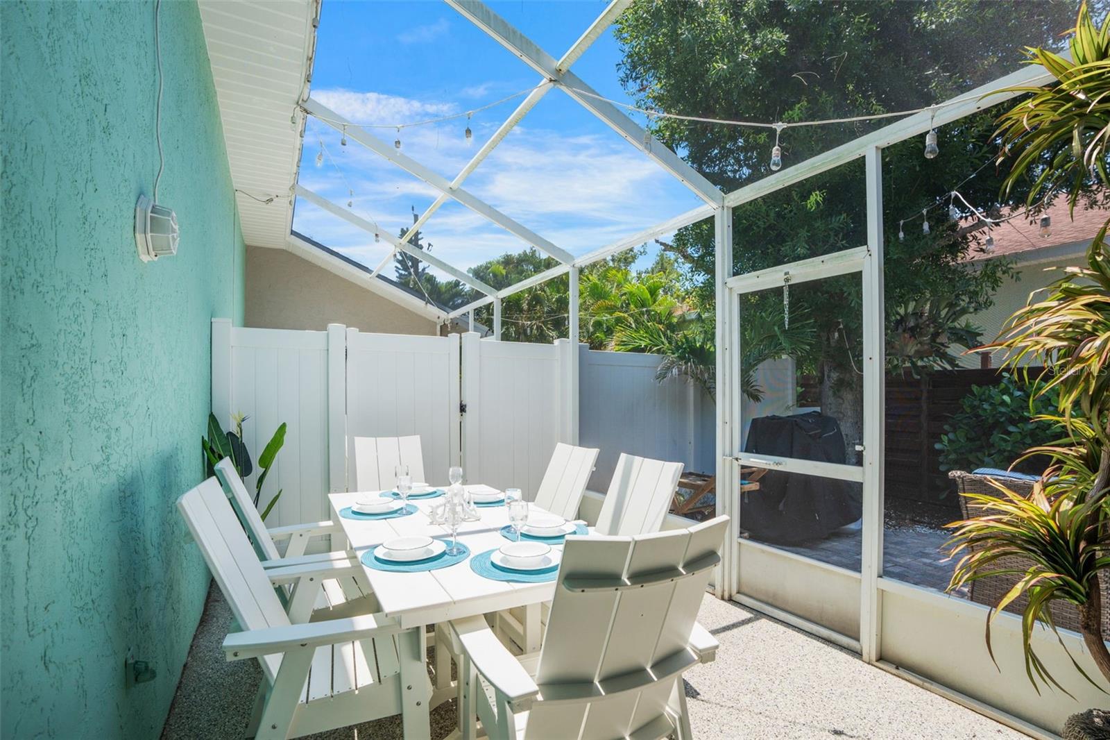 ROSELAWN - Residential Income