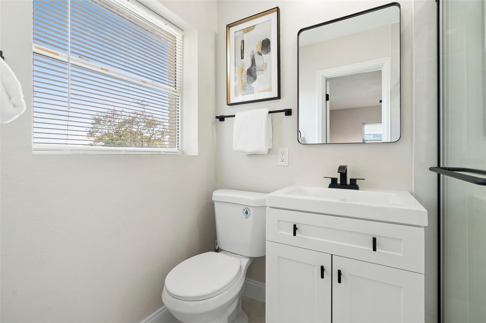 OAKLAND SHORES - Residential