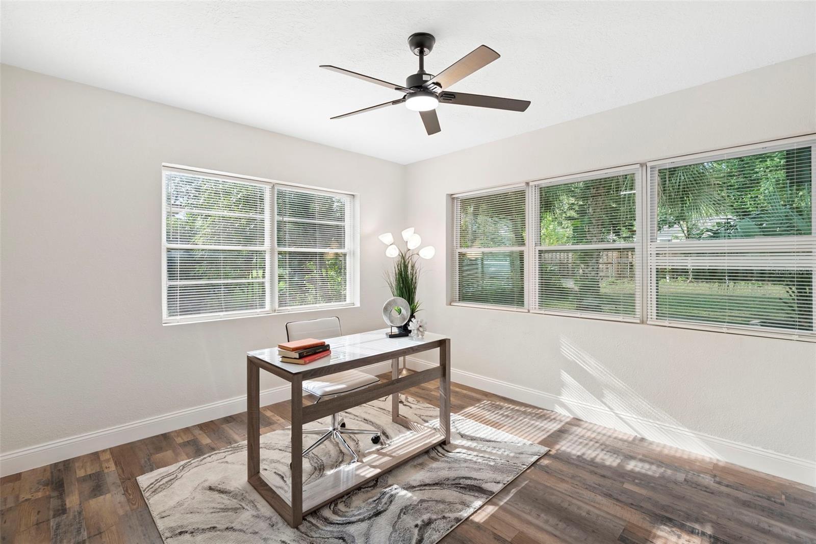 OAKLAND SHORES - Residential