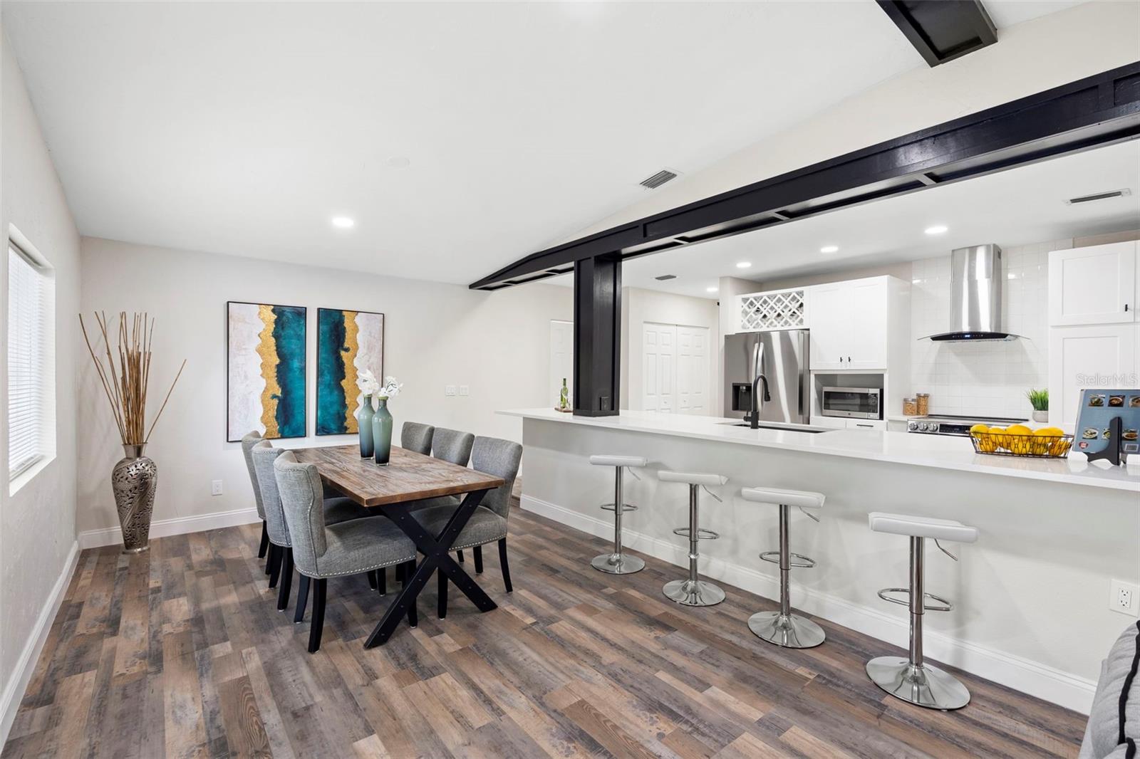 OAKLAND SHORES - Residential
