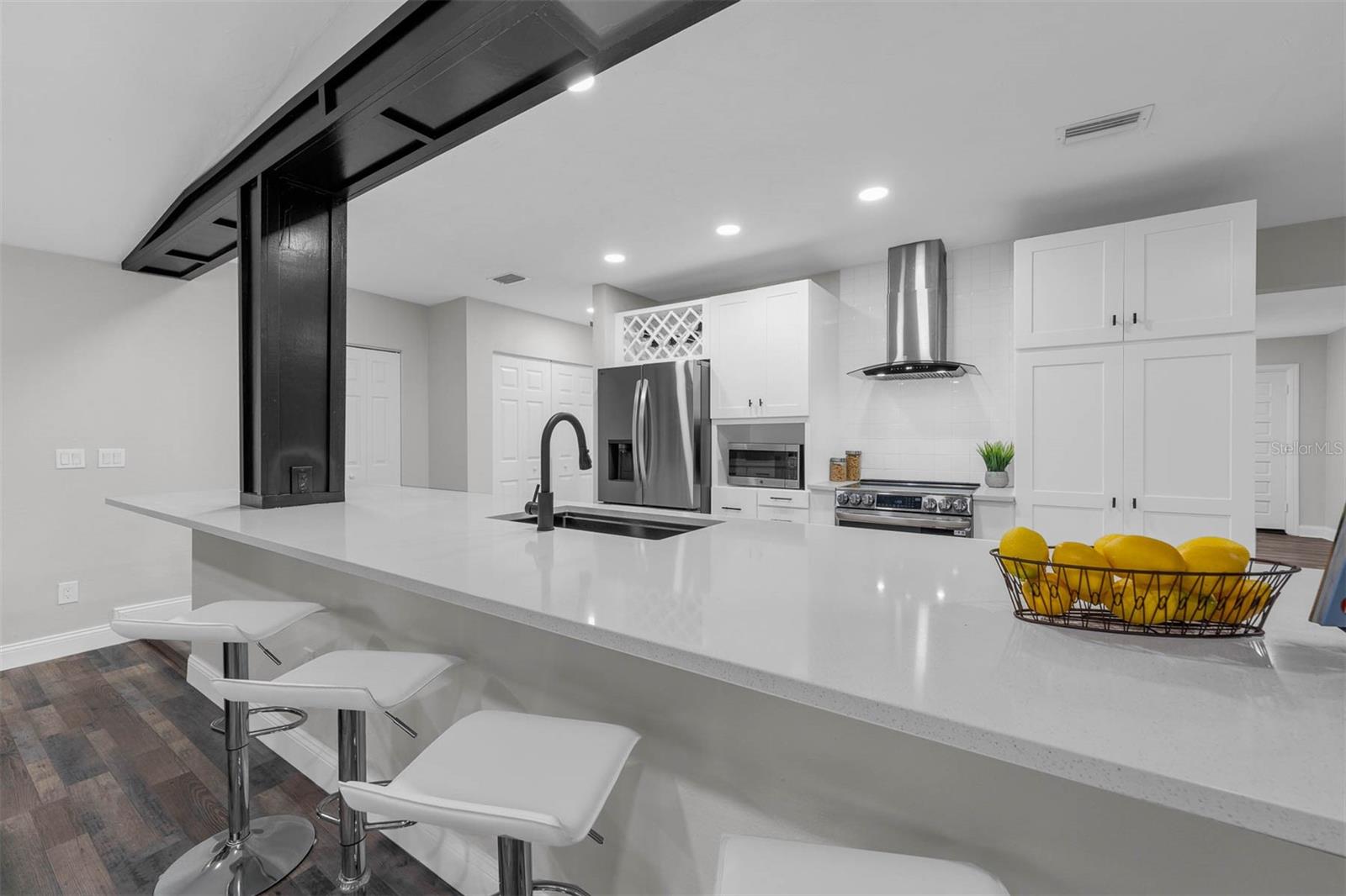 OAKLAND SHORES - Residential