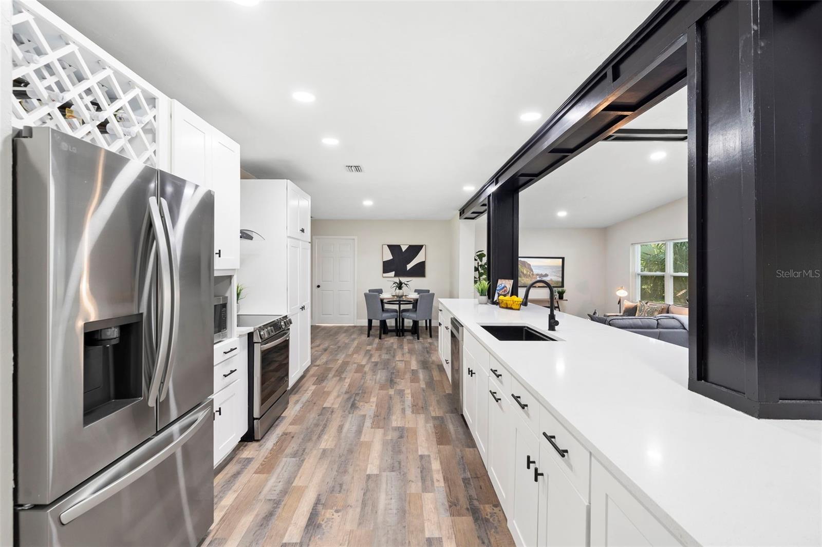 OAKLAND SHORES - Residential