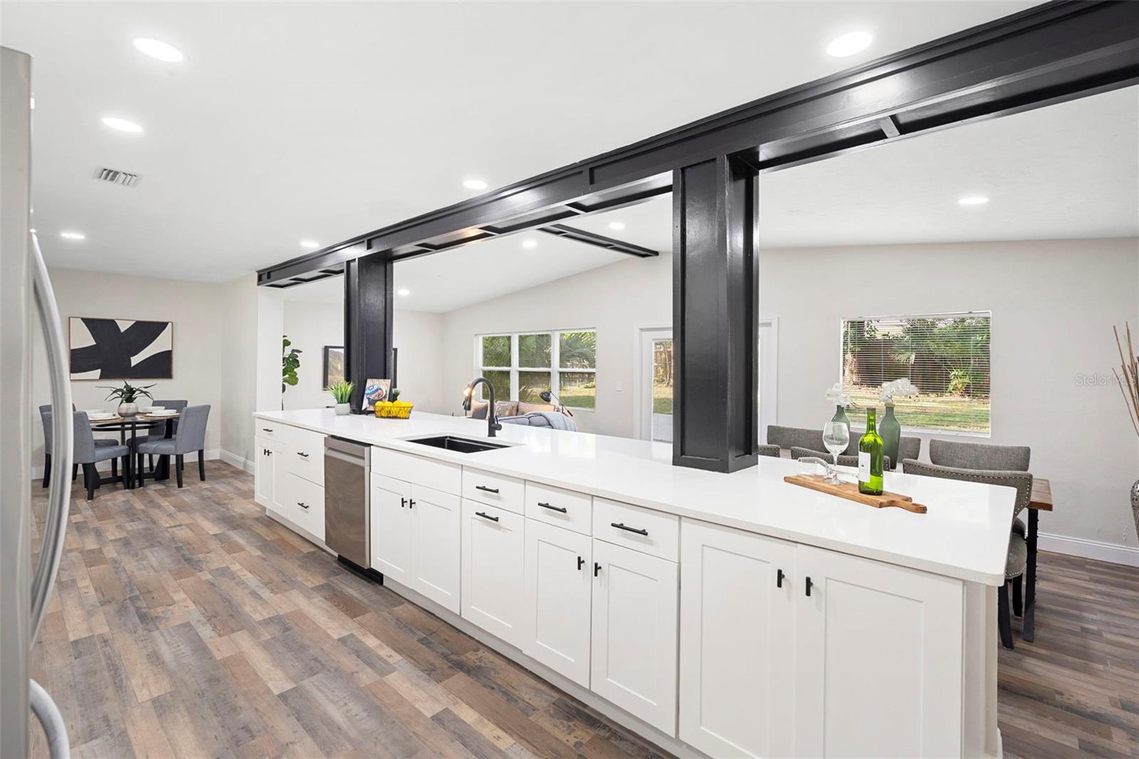 OAKLAND SHORES - Residential