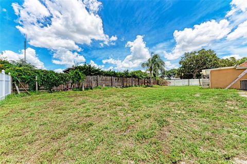 A home in SARASOTA