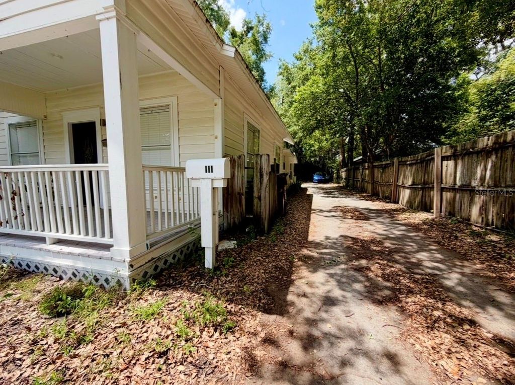 Photo of 109 E Winter Park Street, Orlando, FL 32804 (MLS # O6408951)