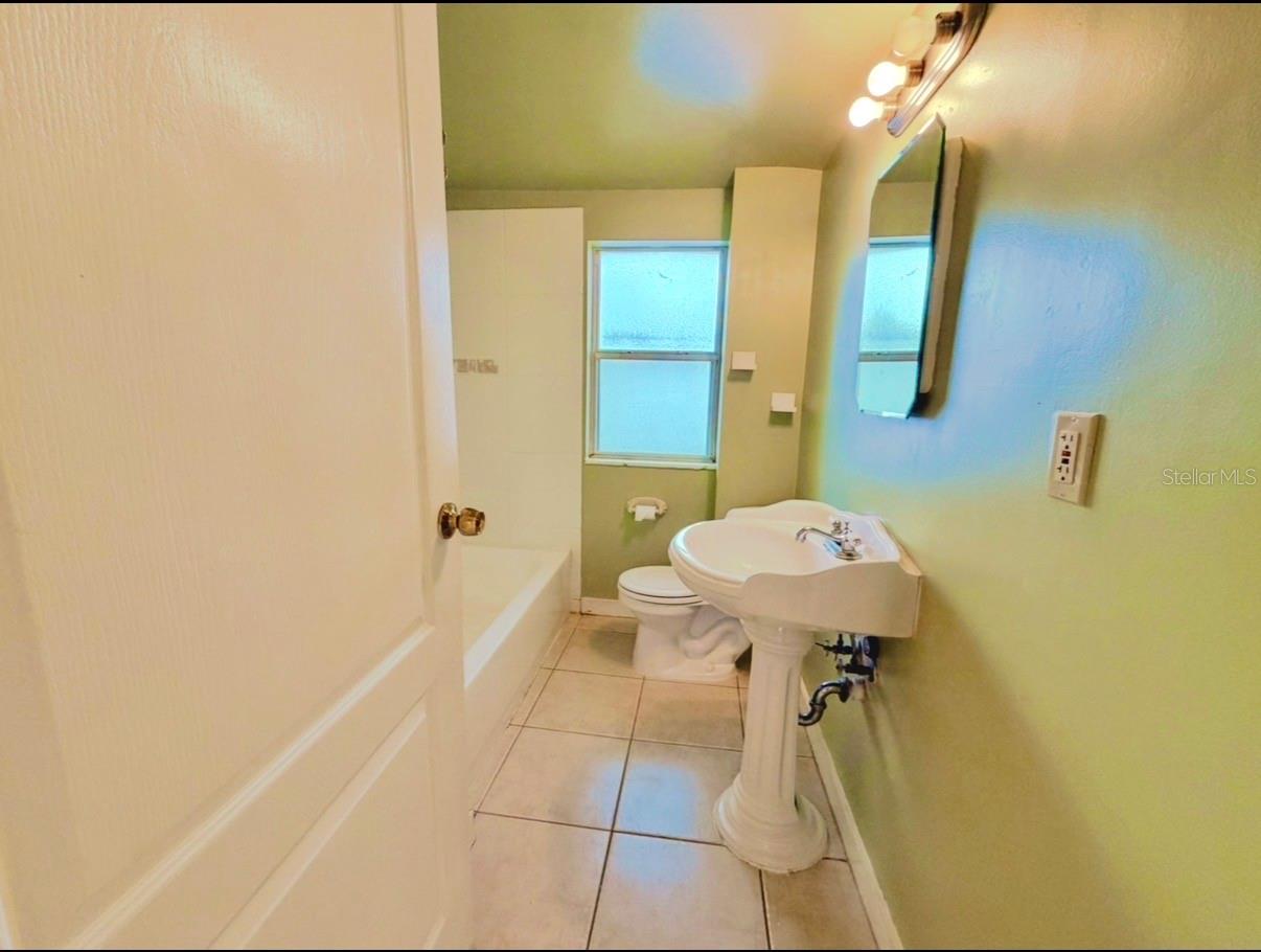 IVANHOE TERRACE - Residential Lease