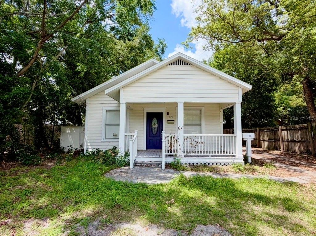 Photo of 109 E Winter Park Street, Orlando, FL 32804 (MLS # O6408951)