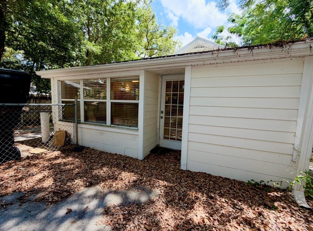 IVANHOE TERRACE - Residential Lease
