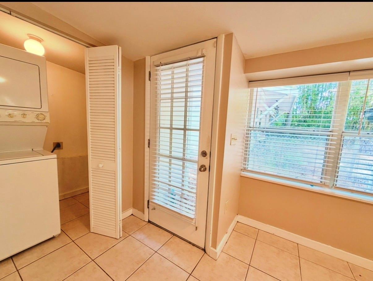 IVANHOE TERRACE - Residential Lease