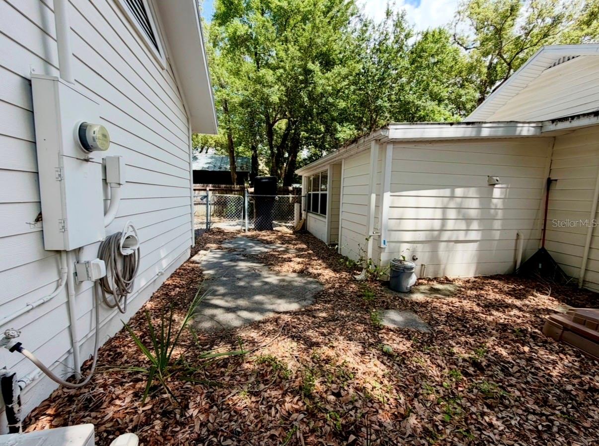 IVANHOE TERRACE - Residential Lease