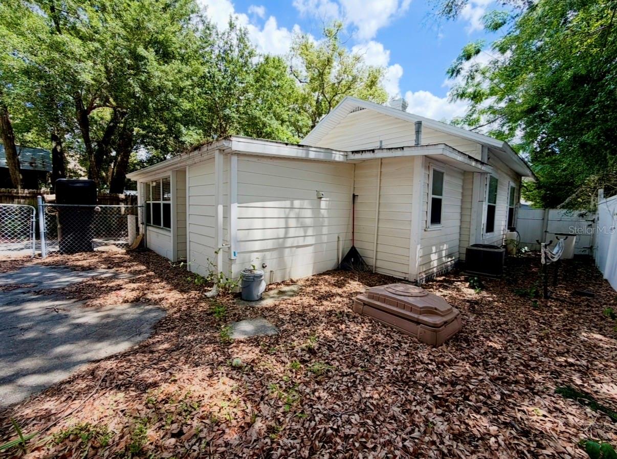 IVANHOE TERRACE - Residential Lease