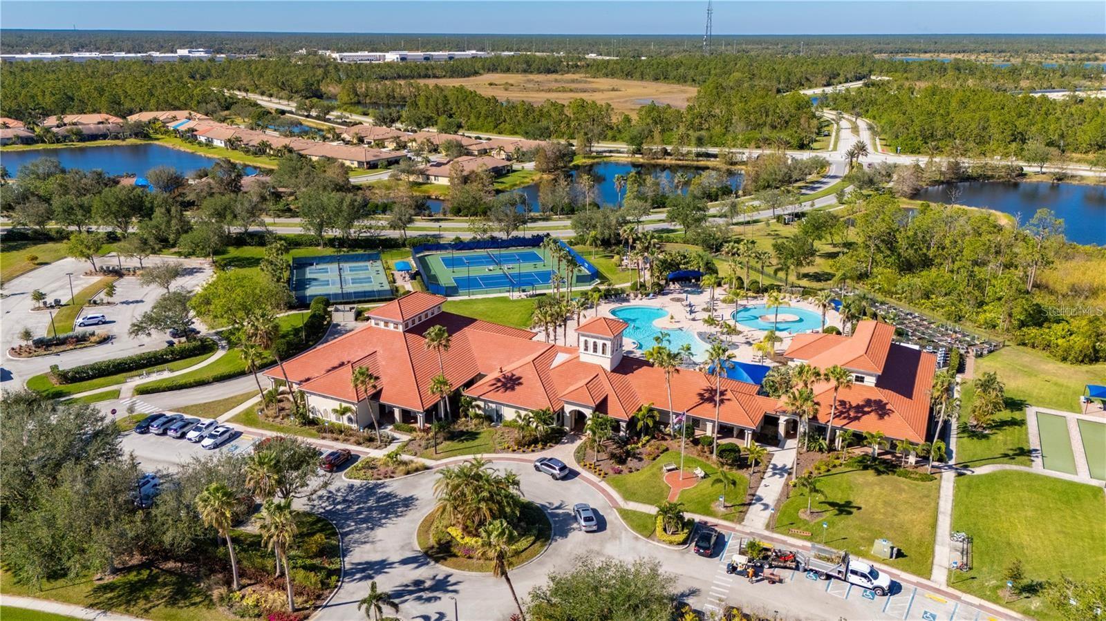 CYPRESS FALLS - Residential