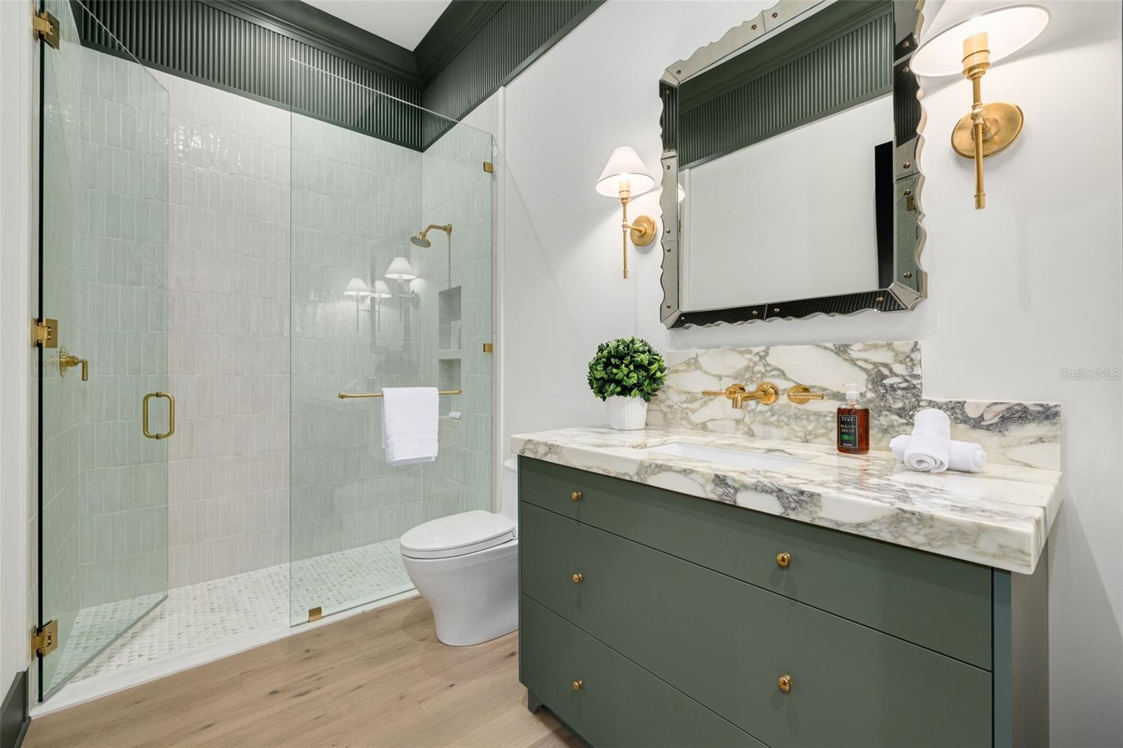 BELLEAIR ESTATES REV 3RD ADD - Residential