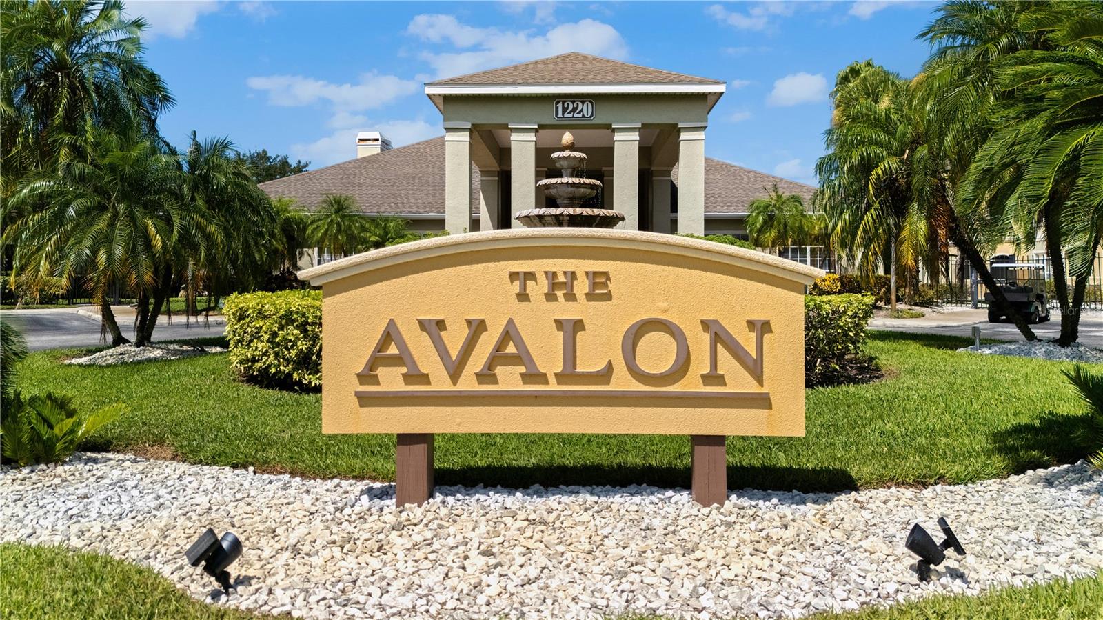 Investors Welcome!
Looking for the perfect investment property? You’ve found it! Step into this fully furnished condo with an incredible pool view—just minutes from the world-famous Clearwater Beach!
This cozy 1 bedroom, 1 bath condo offers approx. 500 sq. ft. of thoughtfully designed living space. Enjoy the upgraded kitchen cabinets, stunning granite countertops, and wood-look ceramic tile floors that bring both style and durability.
Fully furnished – truly turnkey for your vacation home or rental
Rare short-term rental flexibility – as little as 7 days allowed!
Also perfect for long-term tenants
Don’t miss this opportunity to own a rare income-producing gem in a prime location