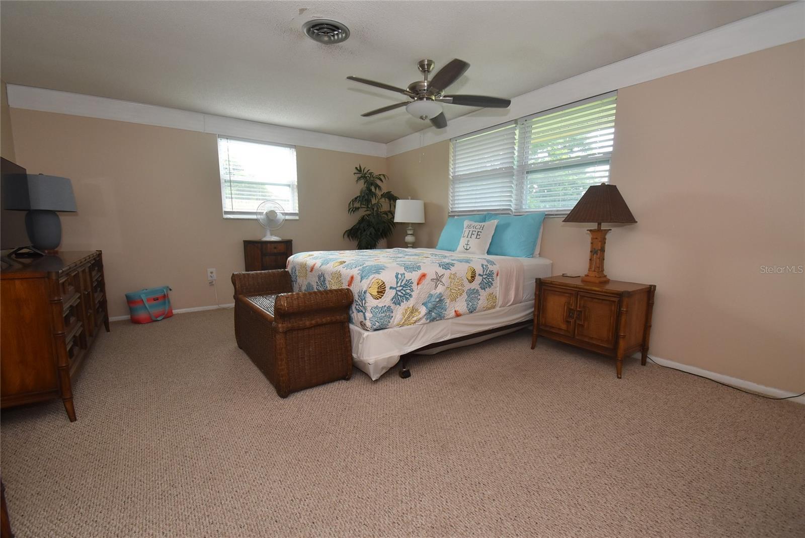 OVERBROOK GARDENS - Residential Lease