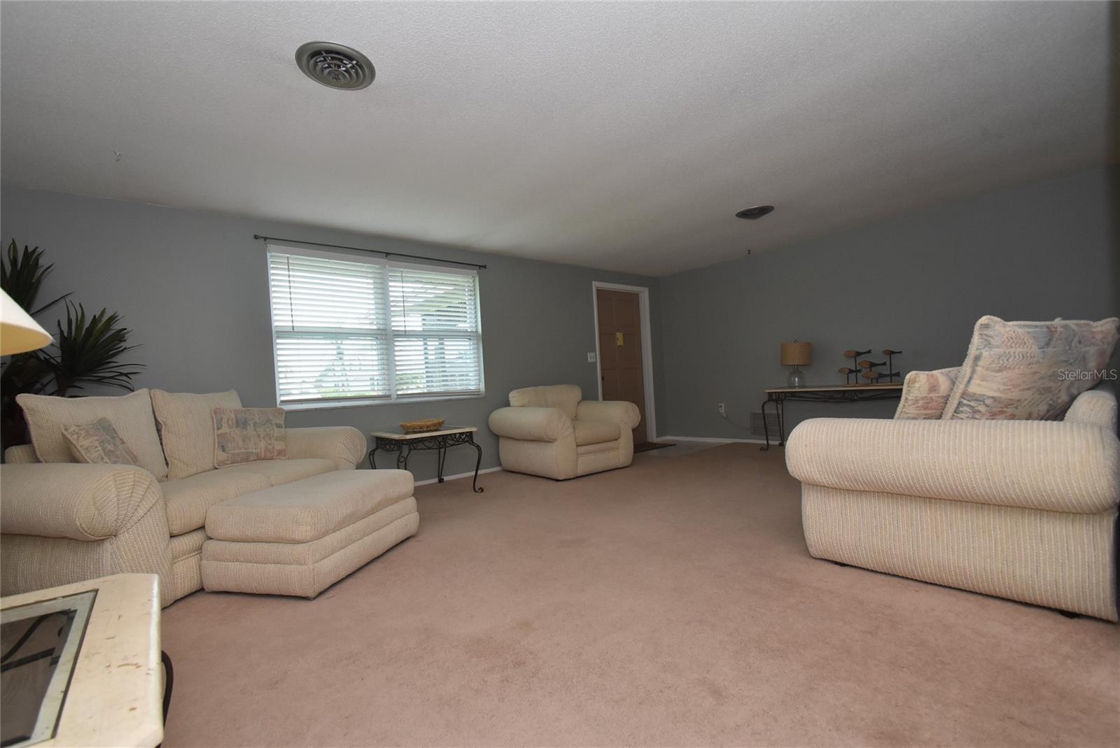 OVERBROOK GARDENS - Residential Lease