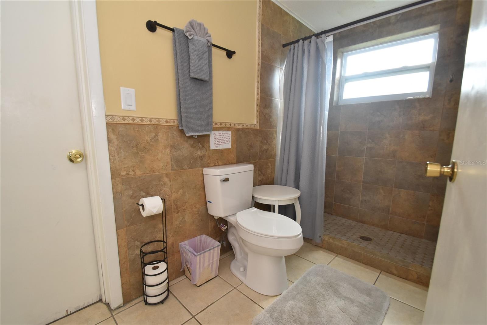 OVERBROOK GARDENS - Residential Lease