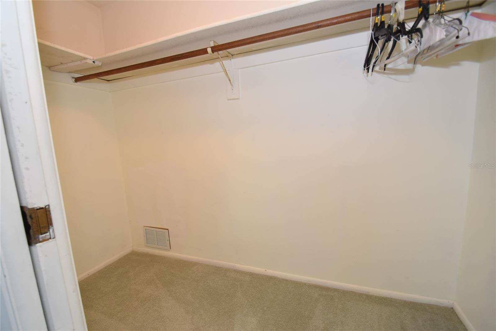 OVERBROOK GARDENS - Residential Lease