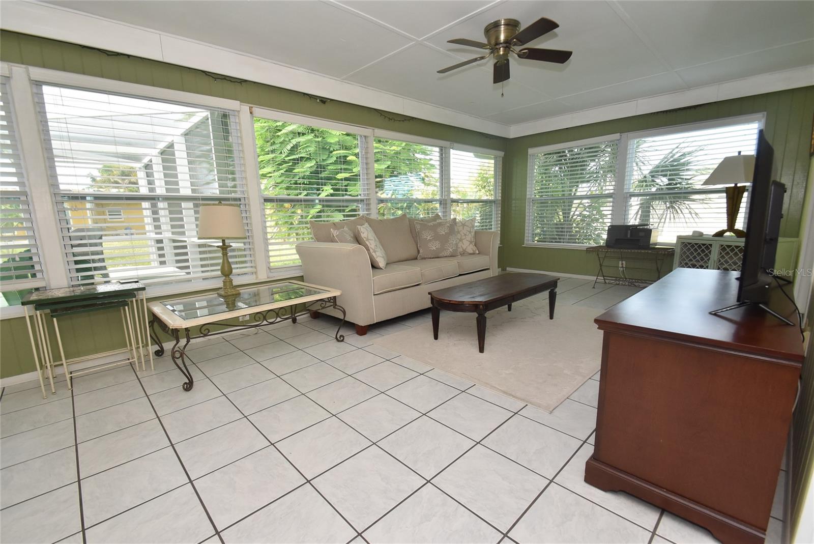 OVERBROOK GARDENS - Residential Lease