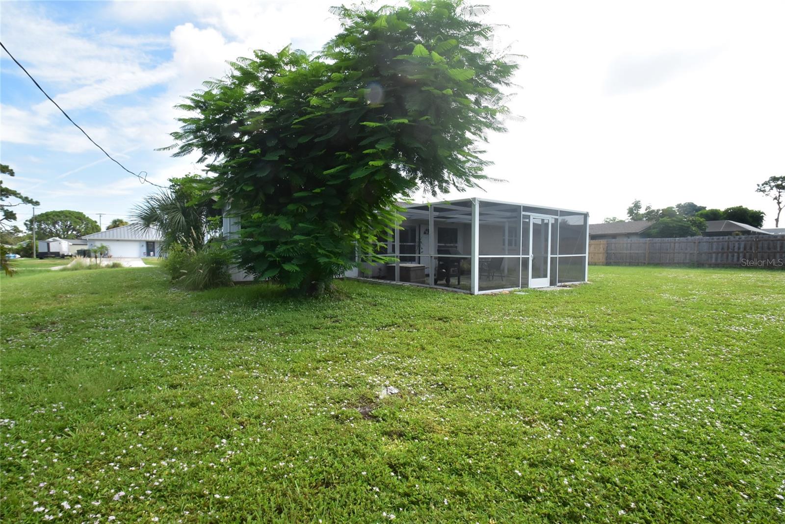 OVERBROOK GARDENS - Residential Lease