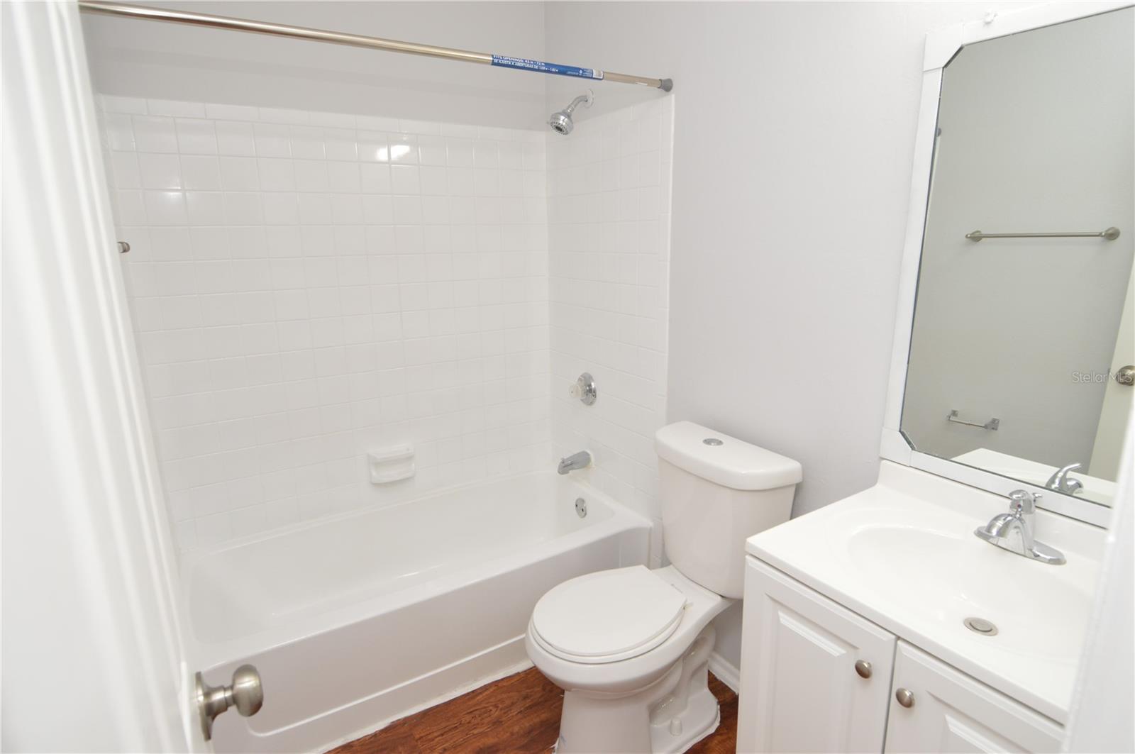THE GRAND RESERVE CONDO - Residential Lease