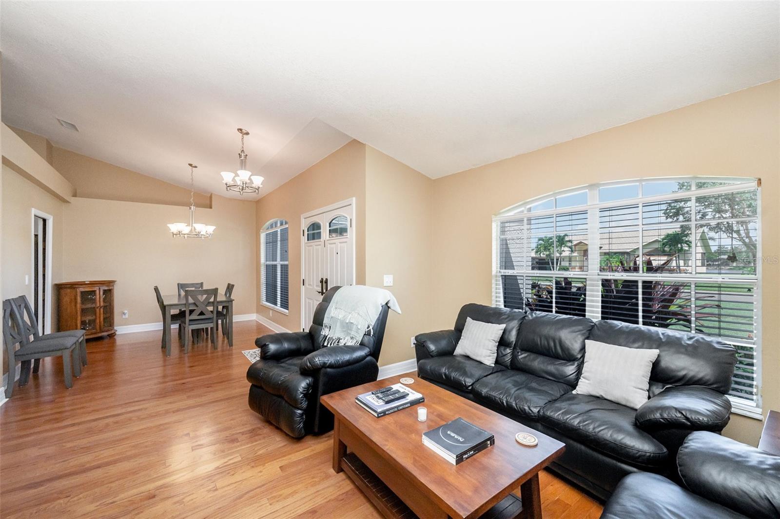 CRANE CREEK UNIT 01 - Residential