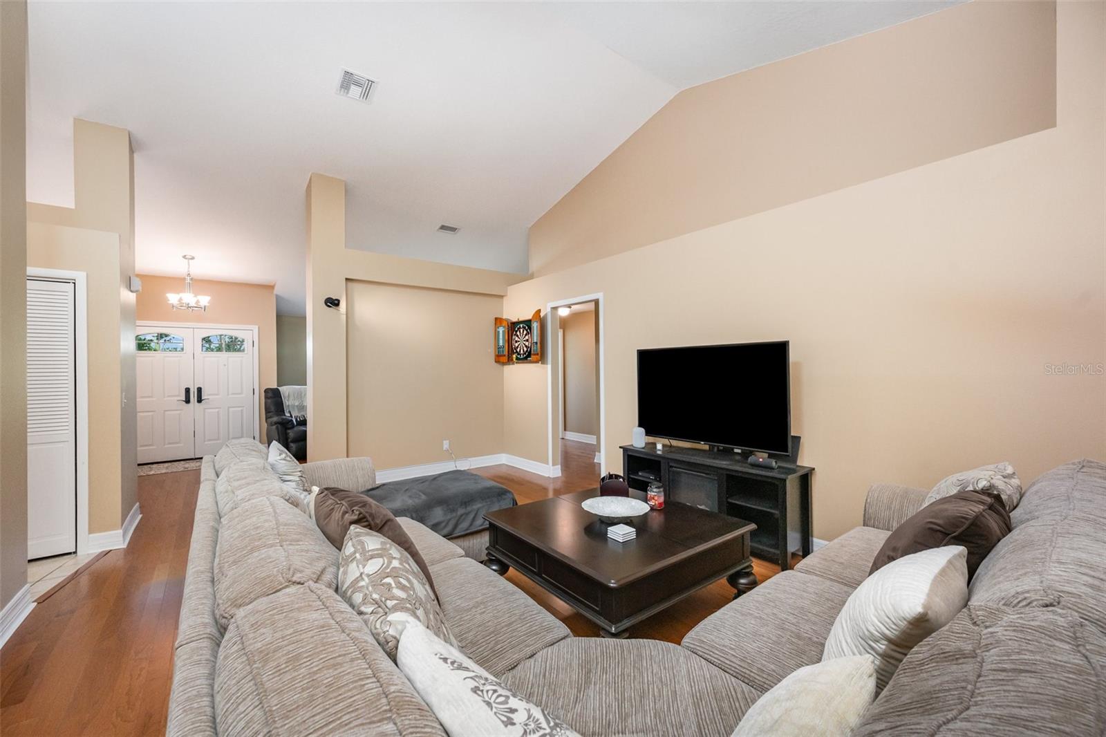 CRANE CREEK UNIT 01 - Residential