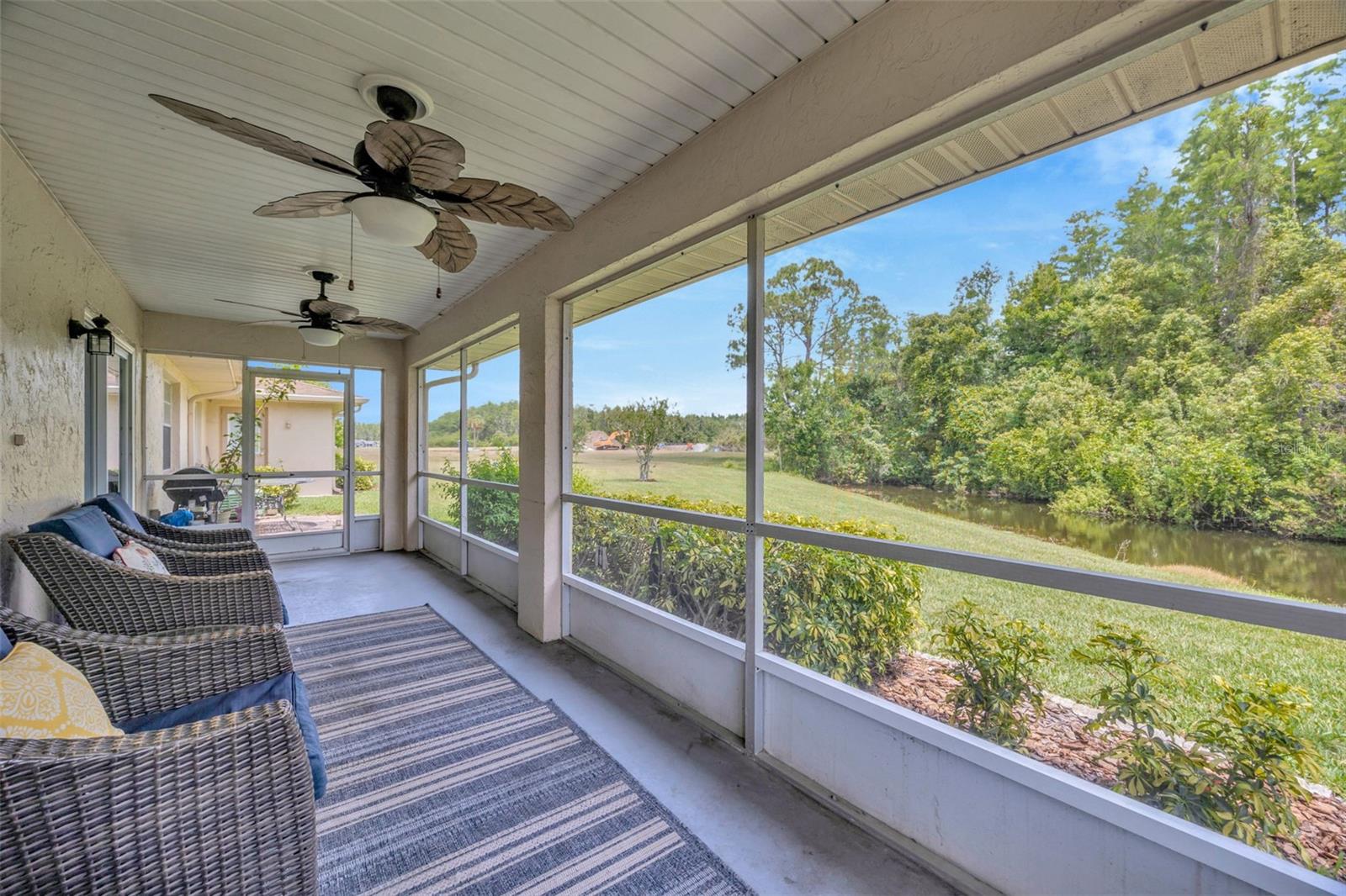 2104 HEMBURY PLACE 33
