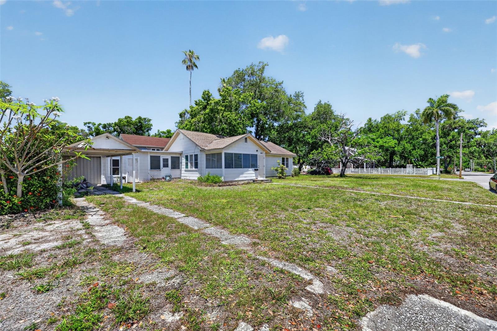 SARASOTA & RICHLAND AVE - Residential