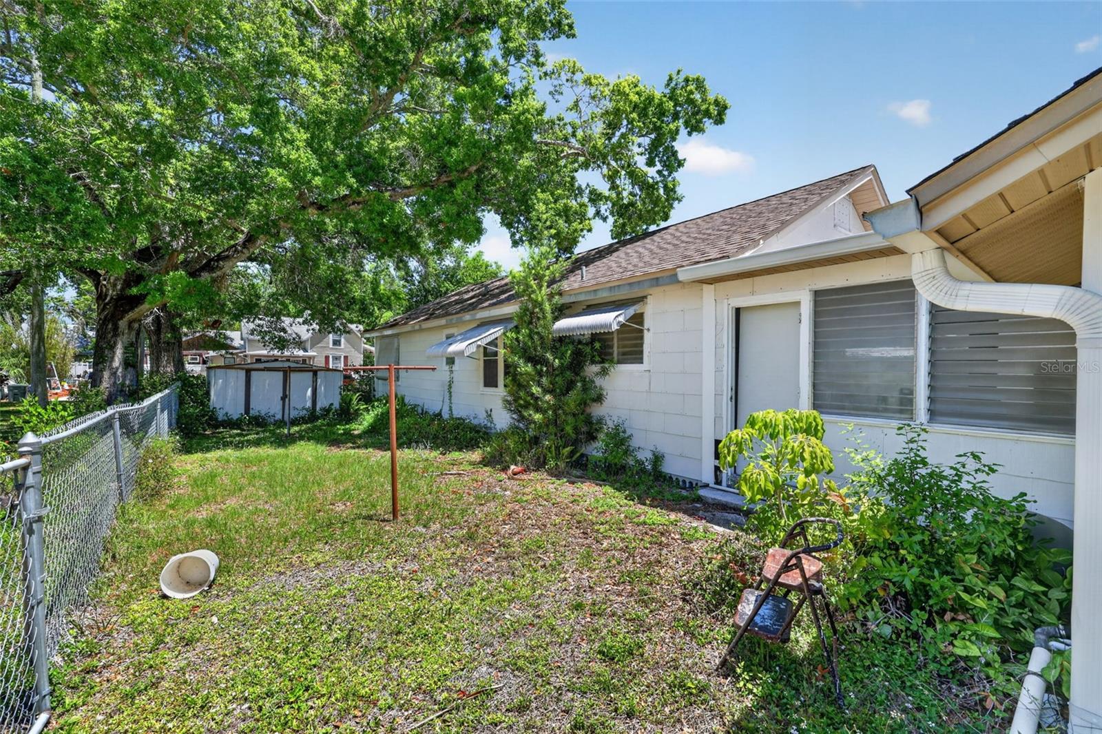 SARASOTA & RICHLAND AVE - Residential