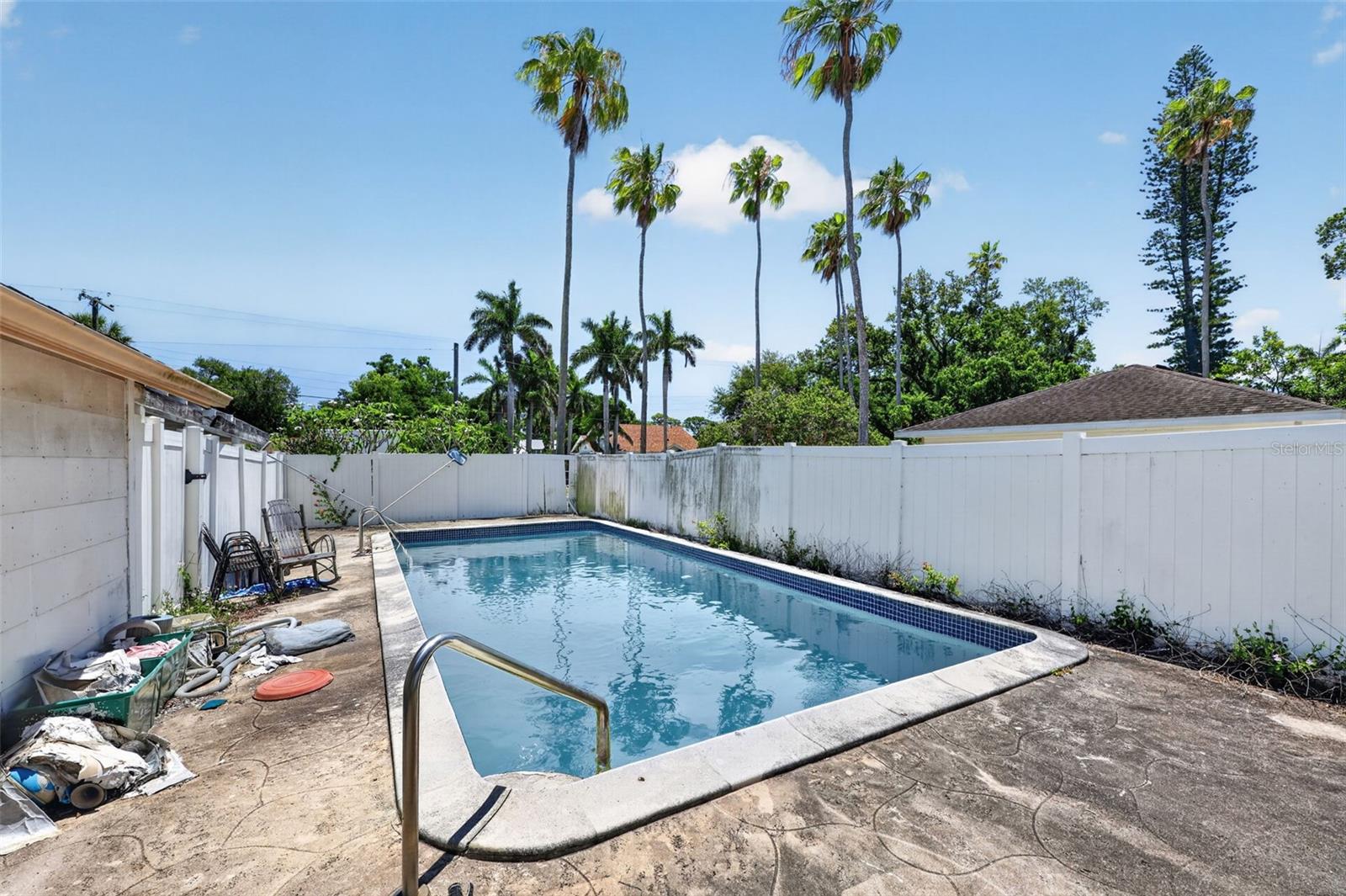 SARASOTA & RICHLAND AVE - Residential