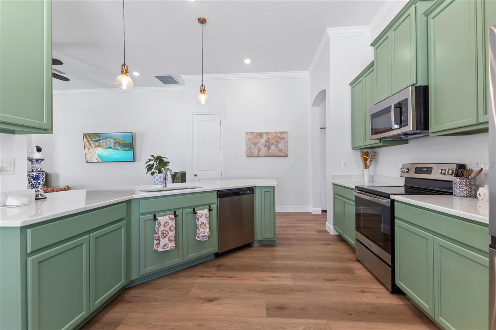 EMERALD ACRES - Residential