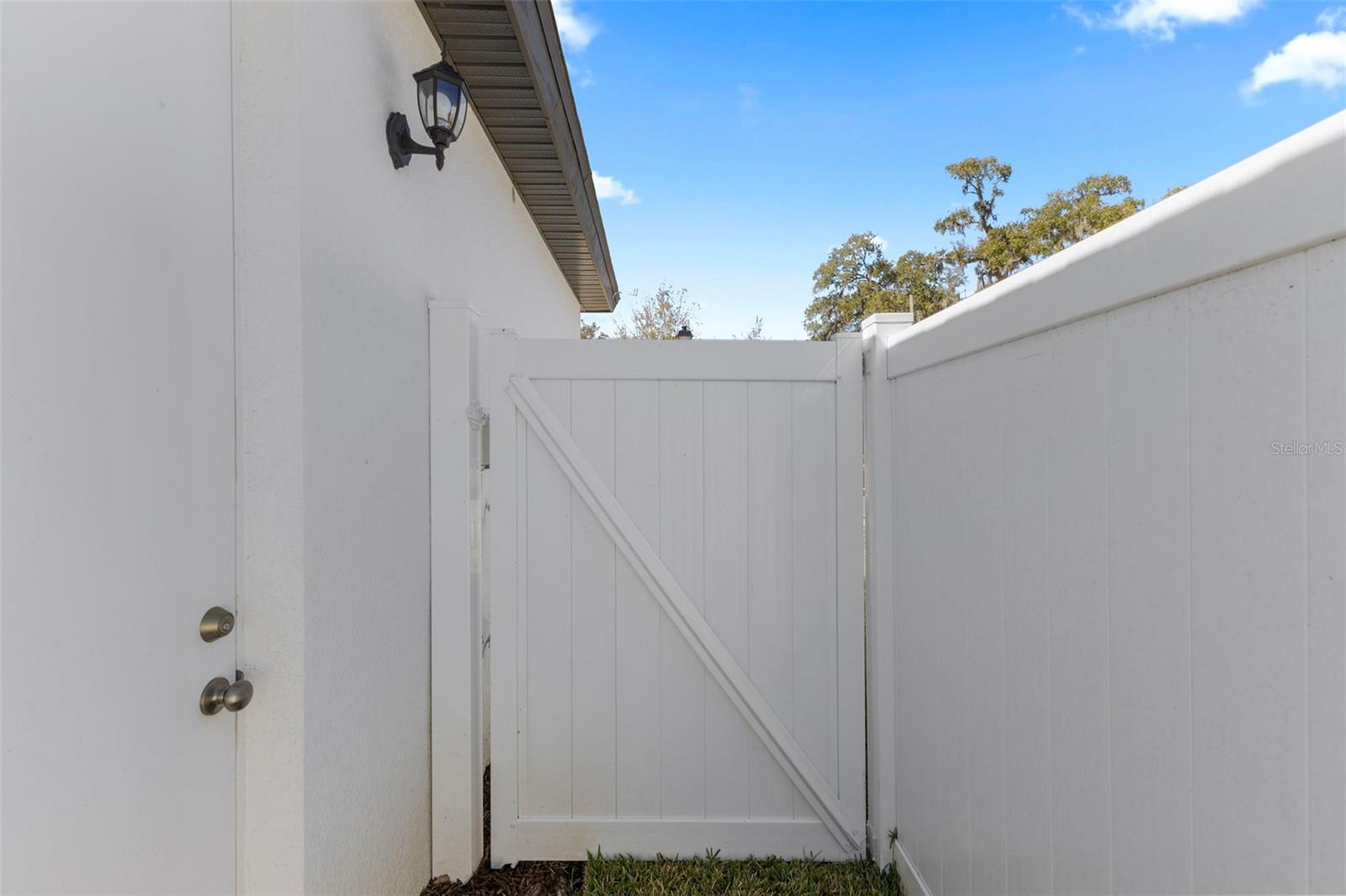 EMERALD ACRES - Residential