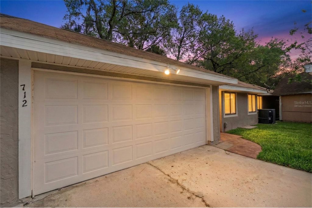 Photo of 712 Linden Drive, Winter Springs, FL 32708 (MLS # O6388467)