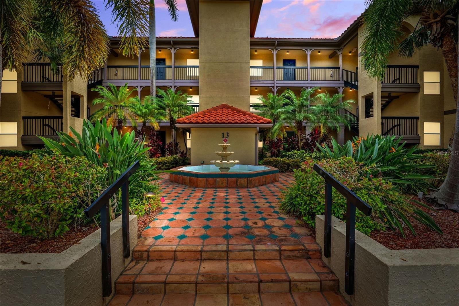 2400 FEATHER SOUND DRIVE 1322