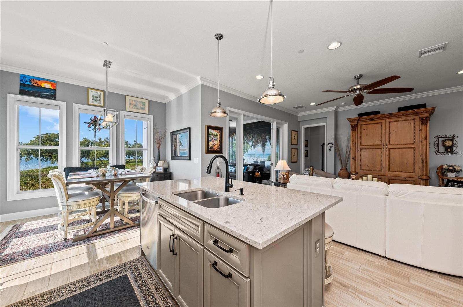 HARBOUR ISLE - EDGEWATER WALK II - Residential