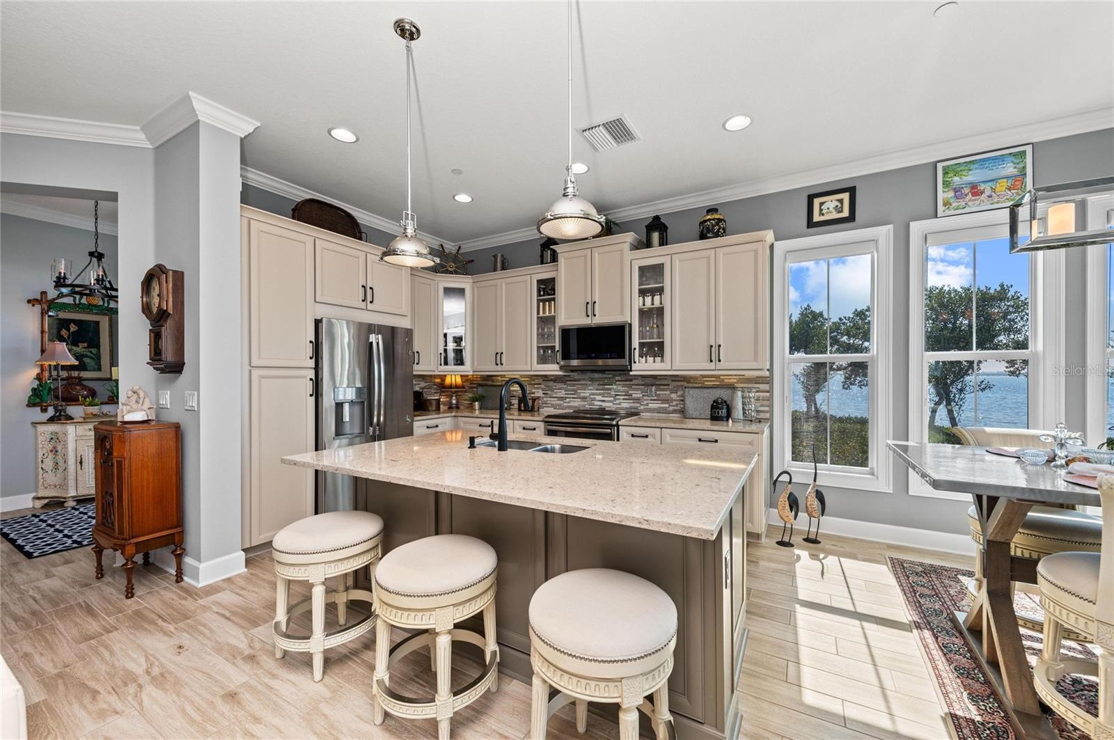 HARBOUR ISLE - EDGEWATER WALK II - Residential