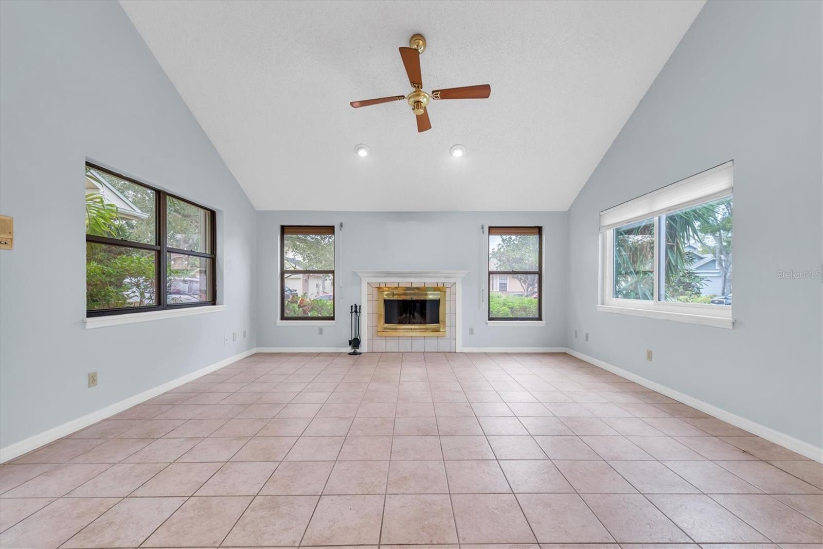 SPRING LAKE OF CLEARWATER - Residential