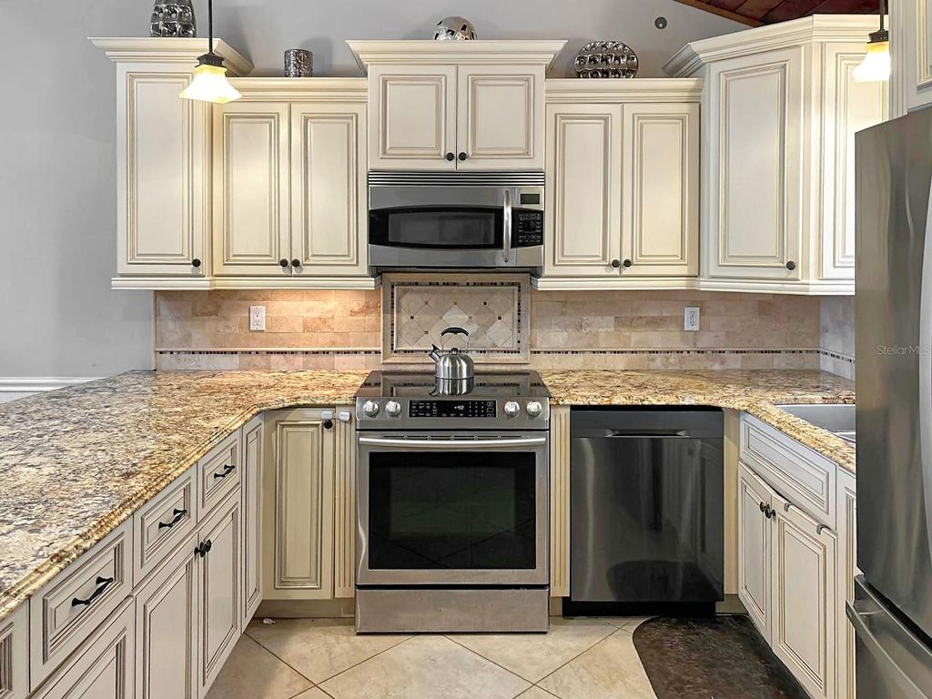 Photo of 48 Aspen Drive #48, Haines City, FL 33844 (MLS # S5150145)