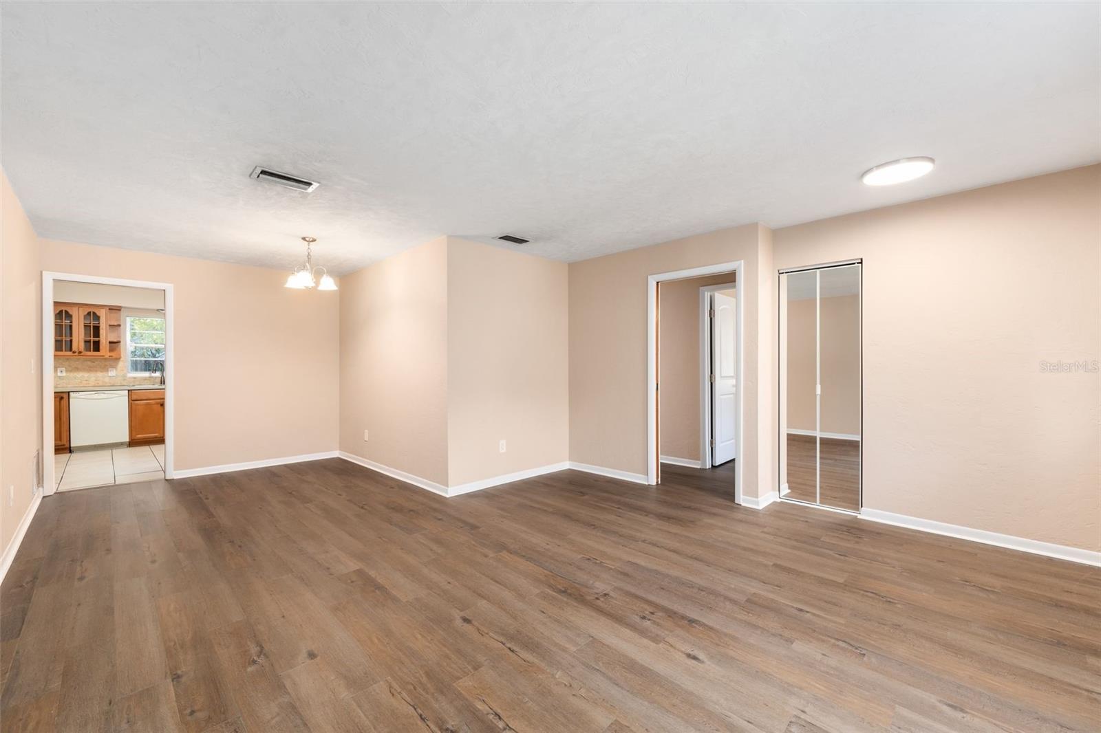 NORTHWOOD PINES - Residential